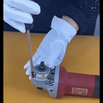 Adaptador PRO de 45° para Amoladora con Sistema de Agua – Corte Biselado Preciso y Refrigerado