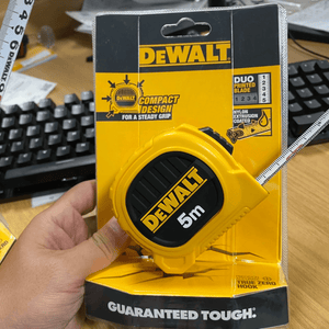 Cinta Métrica DEWALT DWHT36156L-23 – Doble Cara y Máxima Resistencia