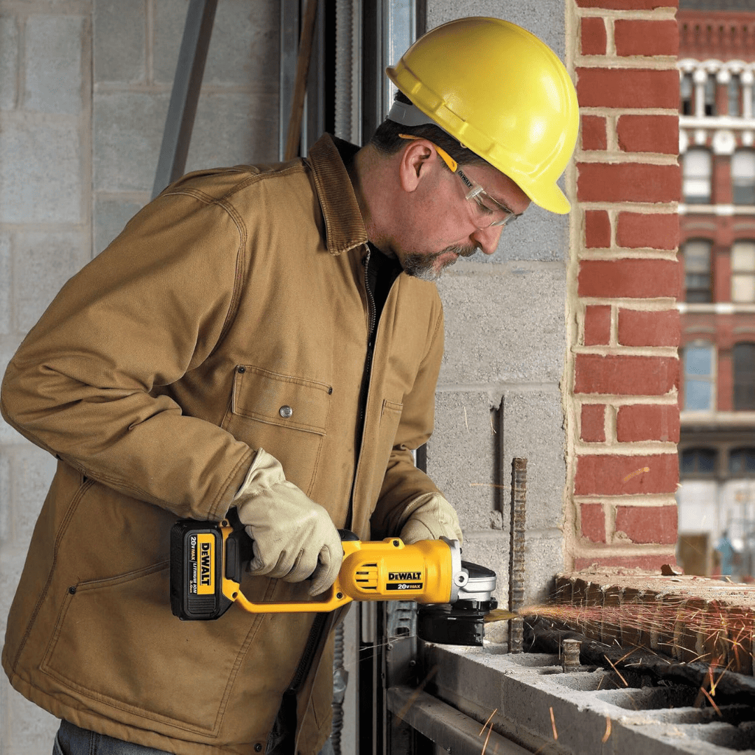 Esmeril Angular 4-1/2” 20V XR DEWALT DCG412B – Seguridad y Potencia Inalámbrica para Corte y Desbaste