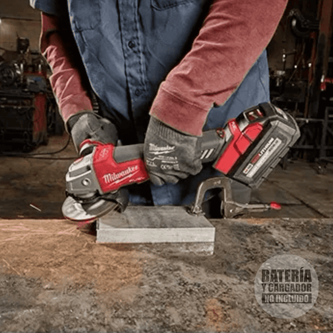 Amoladora fuel 4-1/2”- 5" con interruptor MILWAUKEE 2888-20 - COD:100676 semi-nuevo