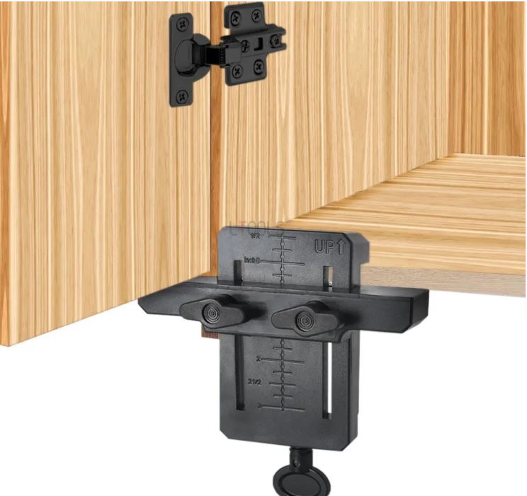 Soporte Regulable para Montaje de Puertas de Muebles - ABS