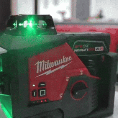 Nivel Láser Verde MILWAUKEE 3622-21 M12™ – Precisión Profesional Todo el Día