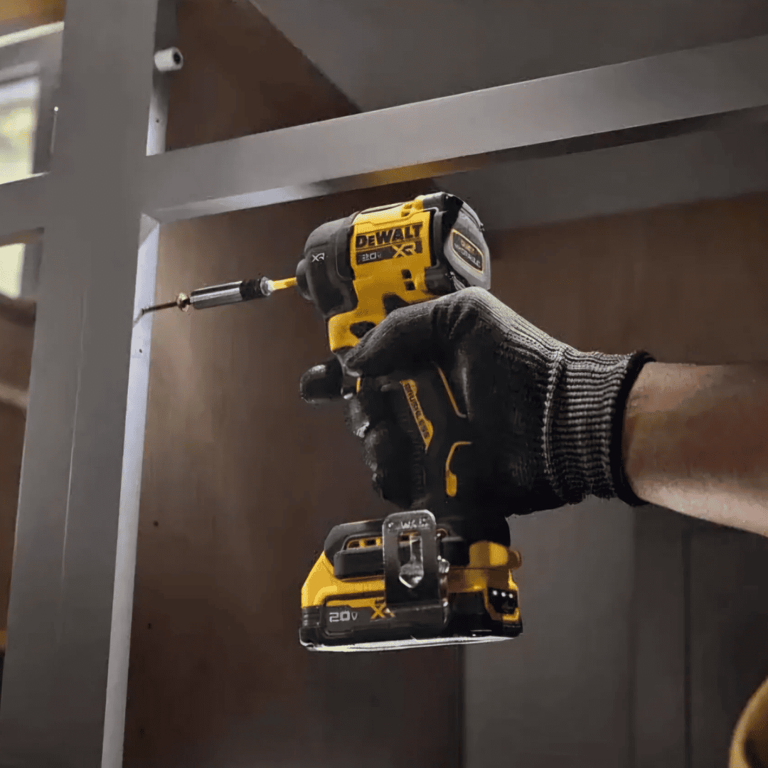 ATORNILLADOR DE IMPACTO DEWALT DCF870B-B3 - COD:100631