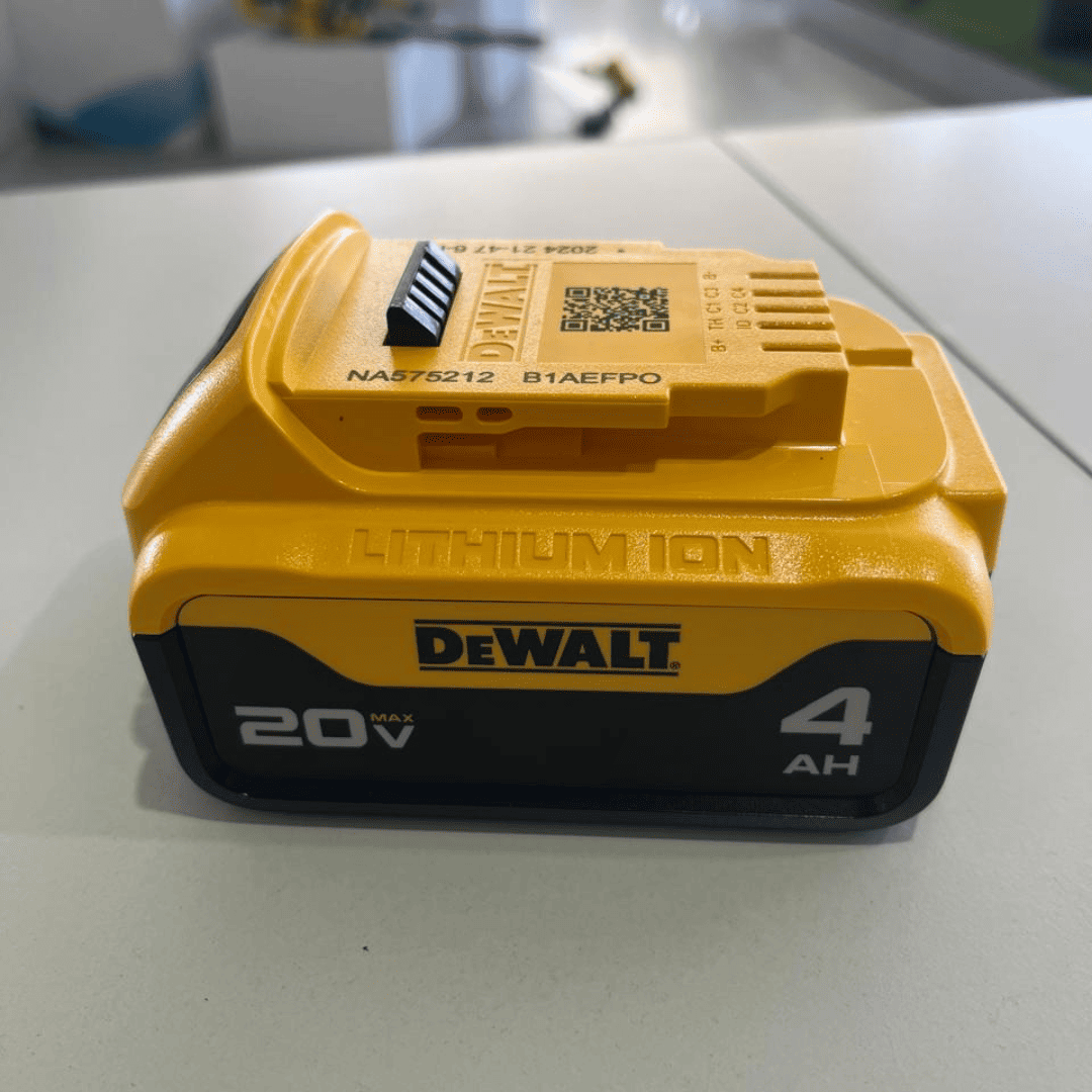 BATERÍA ION LITIO 20V 4.0AH DEWALT DCB204-B3 - COD:100646