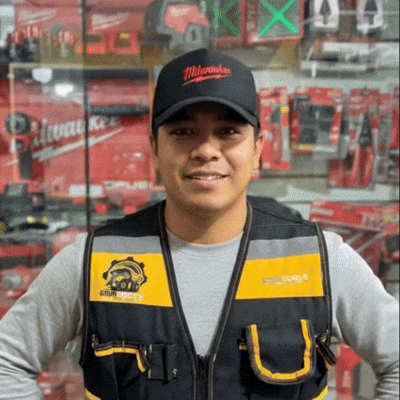 Gorra Ajustable MILWAUKEE – Estilo y Comodidad Lista para Usar