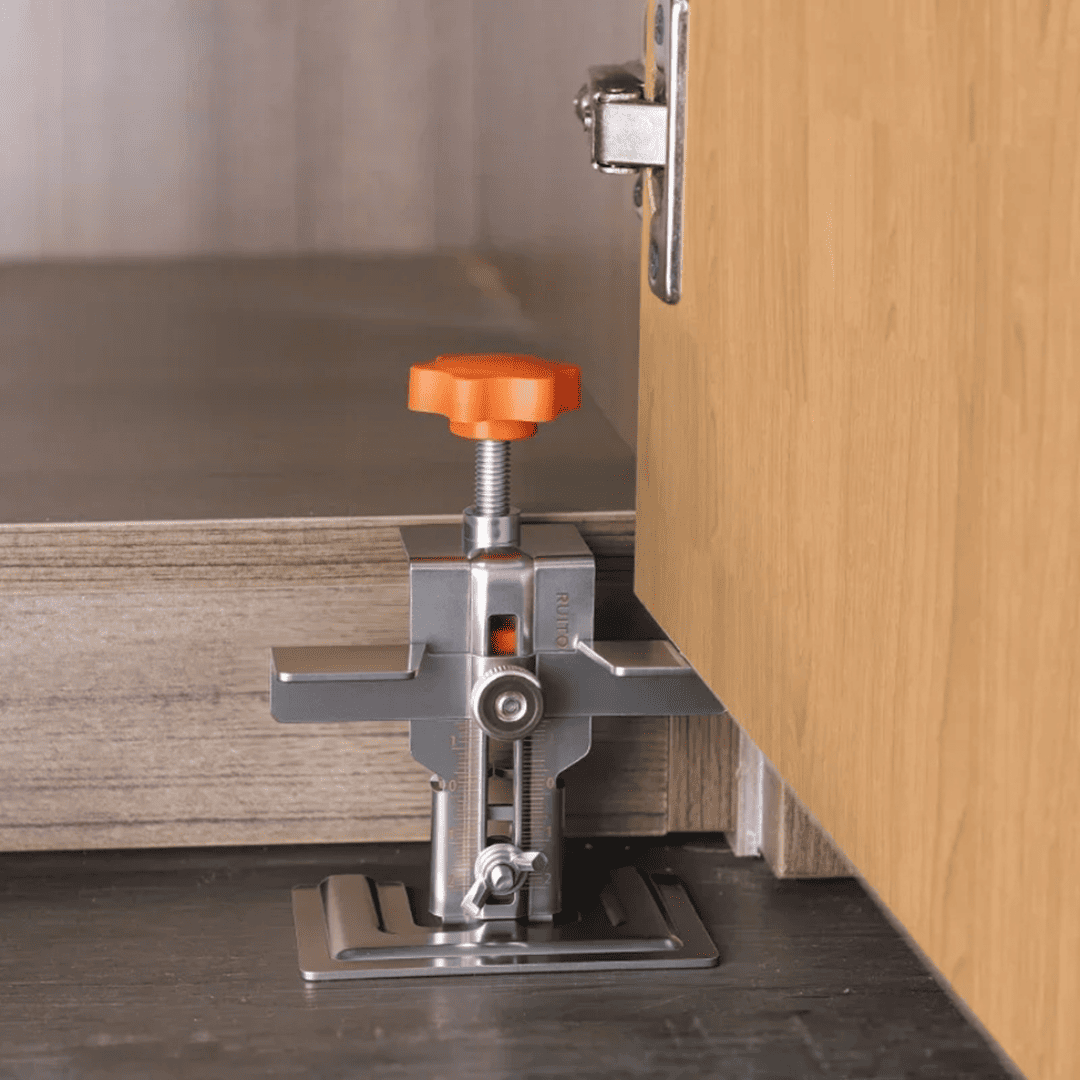 Soporte en Acero PRO Regulable para Puertas – Precisión y Facilidad en la Instalación de Bisagras y Gabinetes