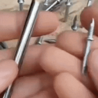 100 Clavos de  Doble Punta  + 1 Adaptador para Clavar